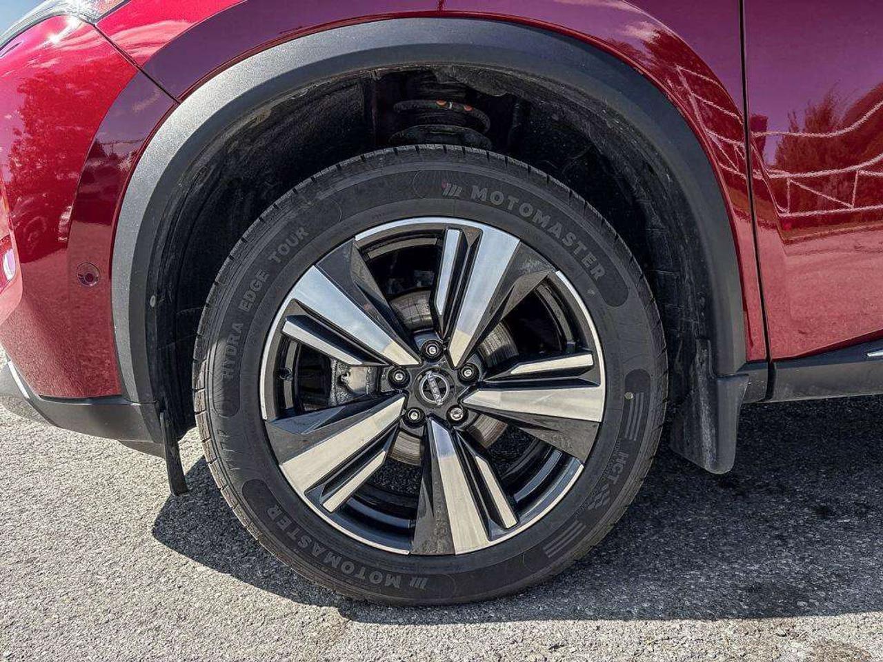 2022 Nissan Rogue SL AWD   Moonroof   Leather   Apple Car Play Photo