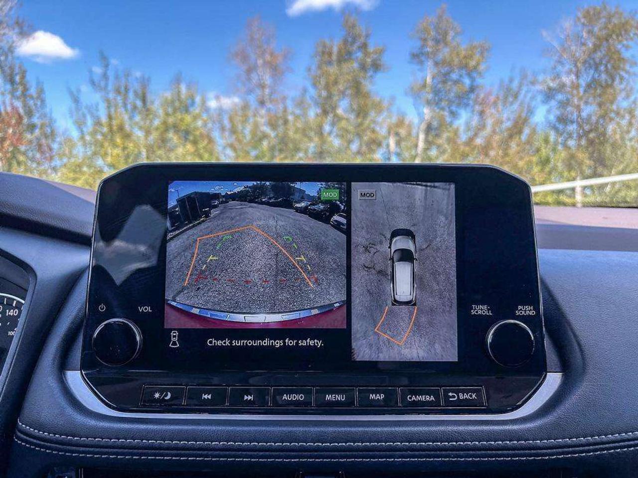 2022 Nissan Rogue SL AWD   Moonroof   Leather   Apple Car Play Photo