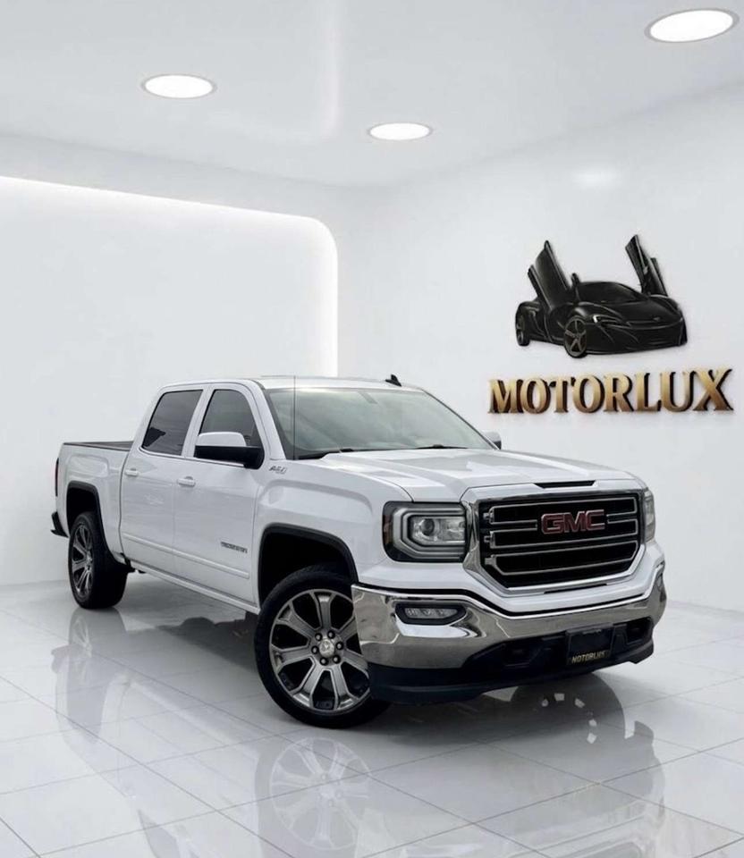 2017 GMC Sierra 1500 4WD Crew Cab 143.5 SLE Photo0