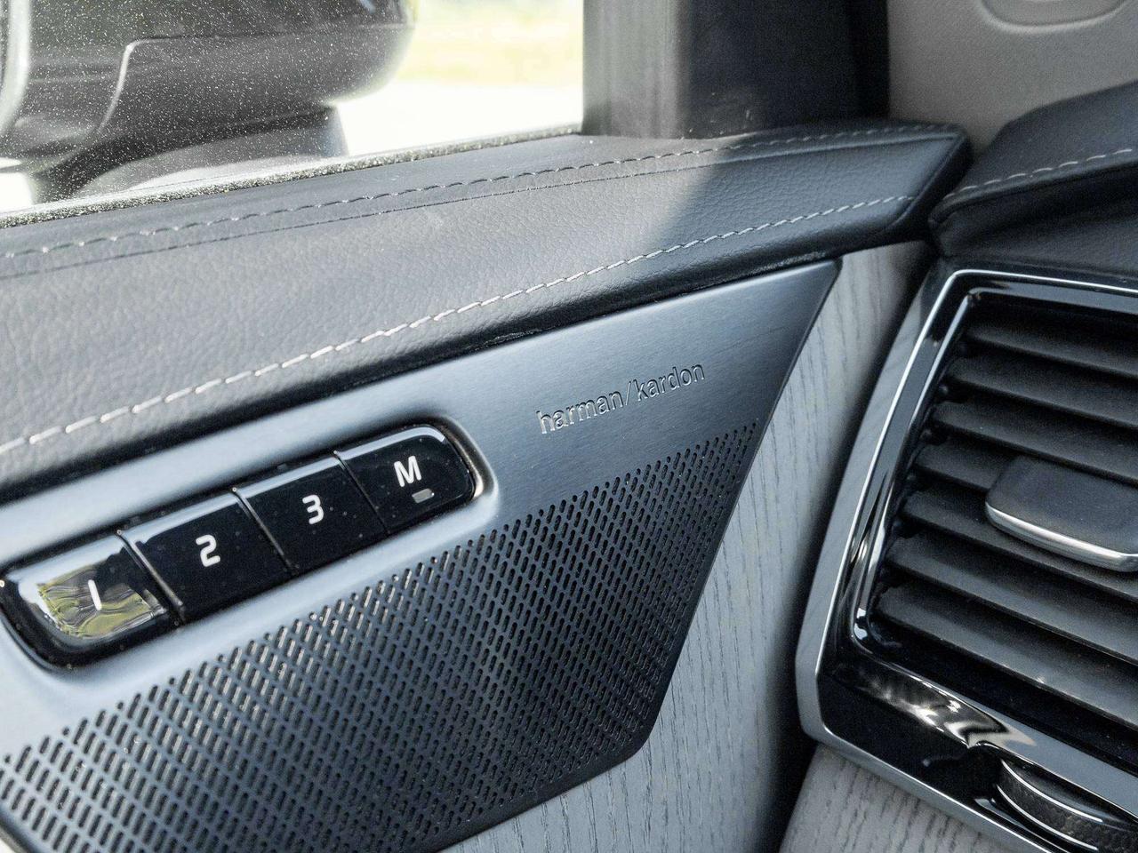 2025 Volvo XC90 ULTRA T8^Polestar^PlugIn Hybrid^CPO Rate fr 2.99%* Photo