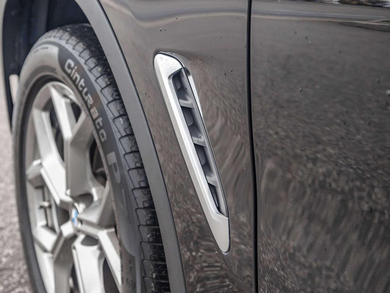 2023 BMW X3 PREMIUM ESSENTIAL PKG  ROOF Photo