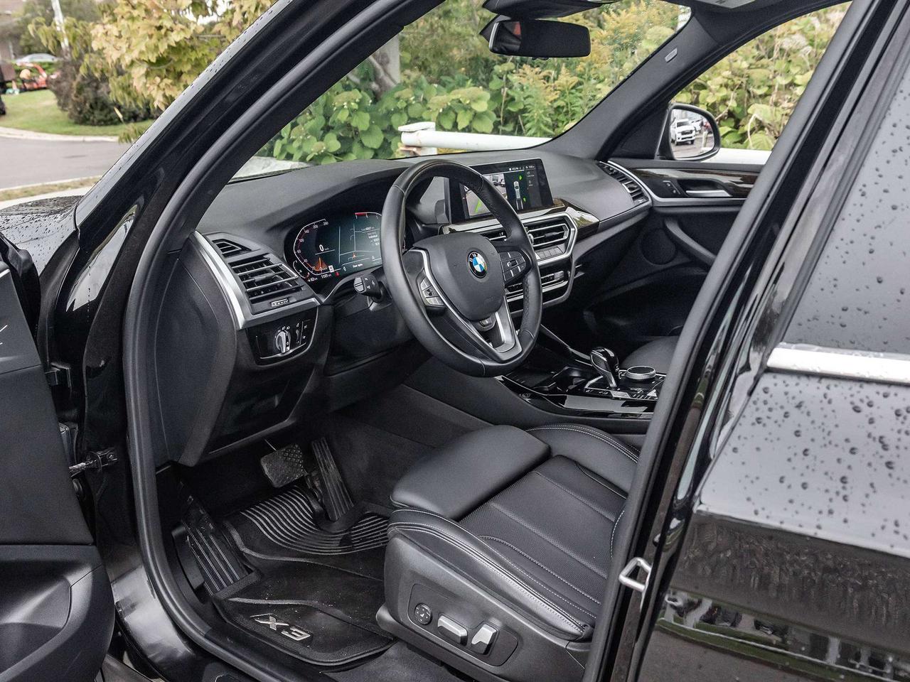 2023 BMW X3 PREMIUM ESSENTIAL PKG  ROOF Photo