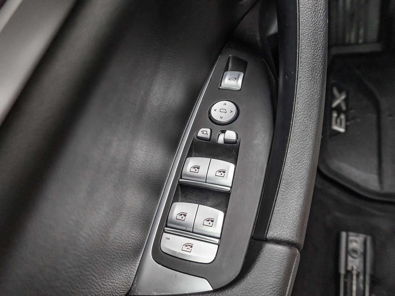 2023 BMW X3 PREMIUM ESSENTIAL PKG  ROOF Photo