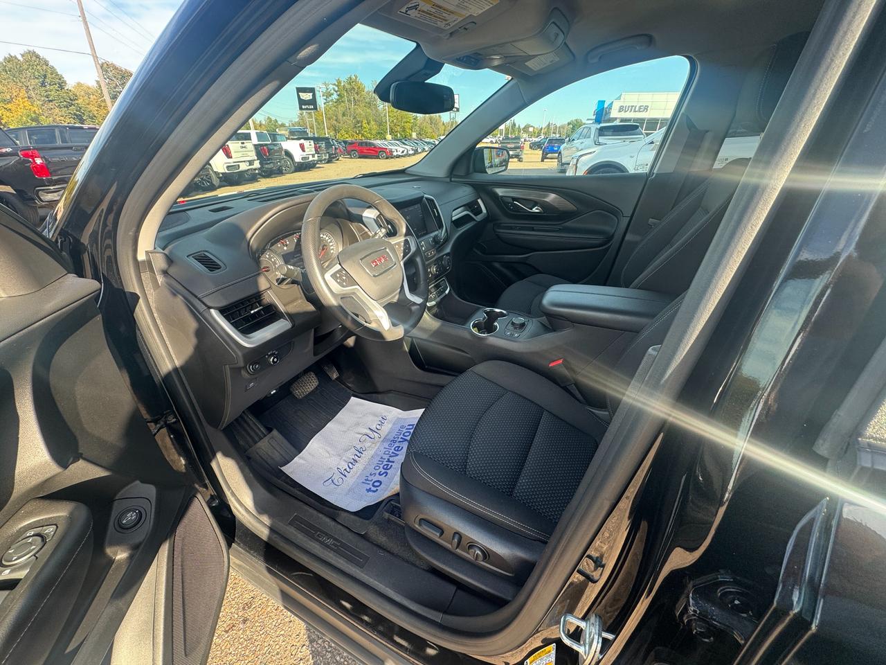 2023 GMC Terrain SLE All-wheel Drive Photo