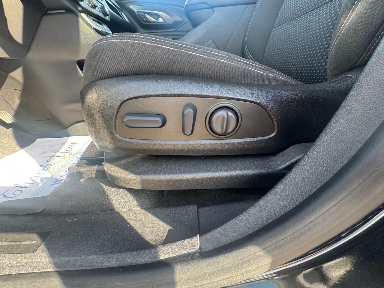 2023 GMC Terrain SLE All-wheel Drive Photo
