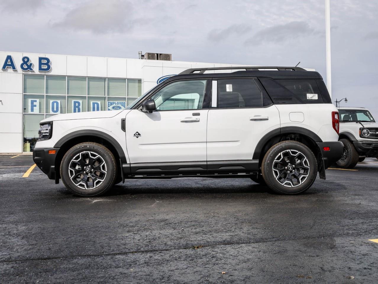 2026 Ford Bronco Sport Outer Banks 4dr 4x4 Photo