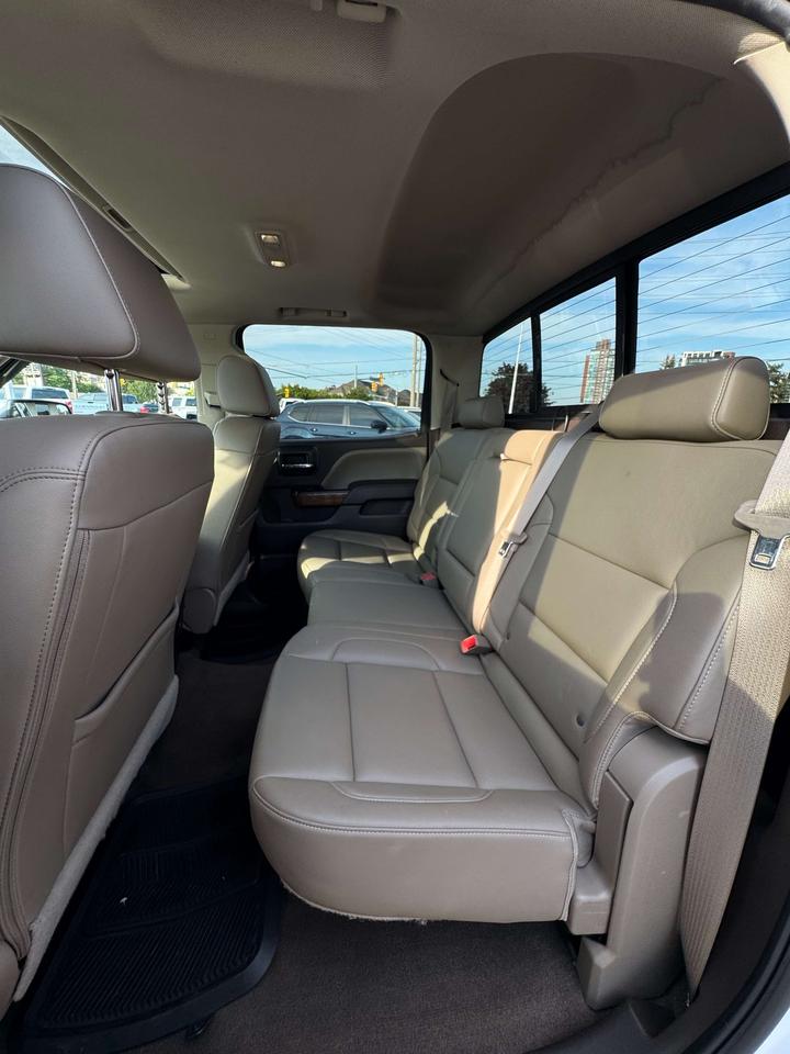2016 GMC Sierra 1500 4WD Crew Cab 143.5 SLT 5'8 Box Photo