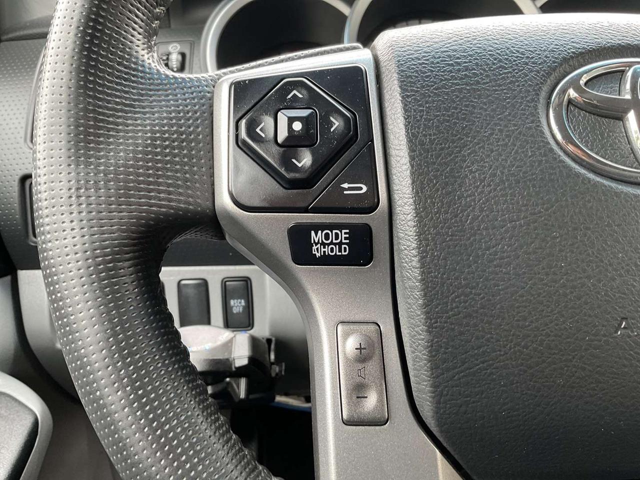 2015 Toyota Tacoma TRD SPORT V6 5AT 4WD - BACK-UP CAM! HEATED SEATS! BLUETOOTH! Photo