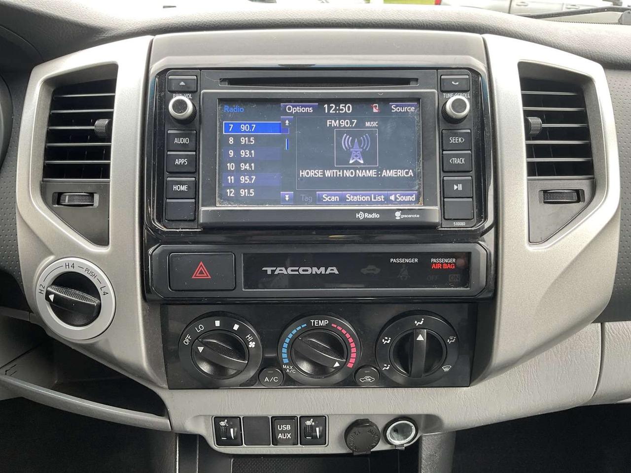2015 Toyota Tacoma TRD SPORT V6 5AT 4WD - BACK-UP CAM! HEATED SEATS! BLUETOOTH! Photo