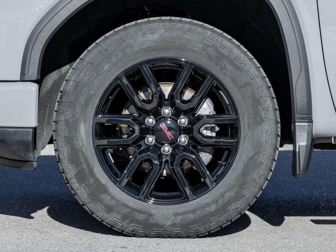 2024 GMC Sierra 1500 Crew Cab Short Box 4-Wheel Drive Pro Photo