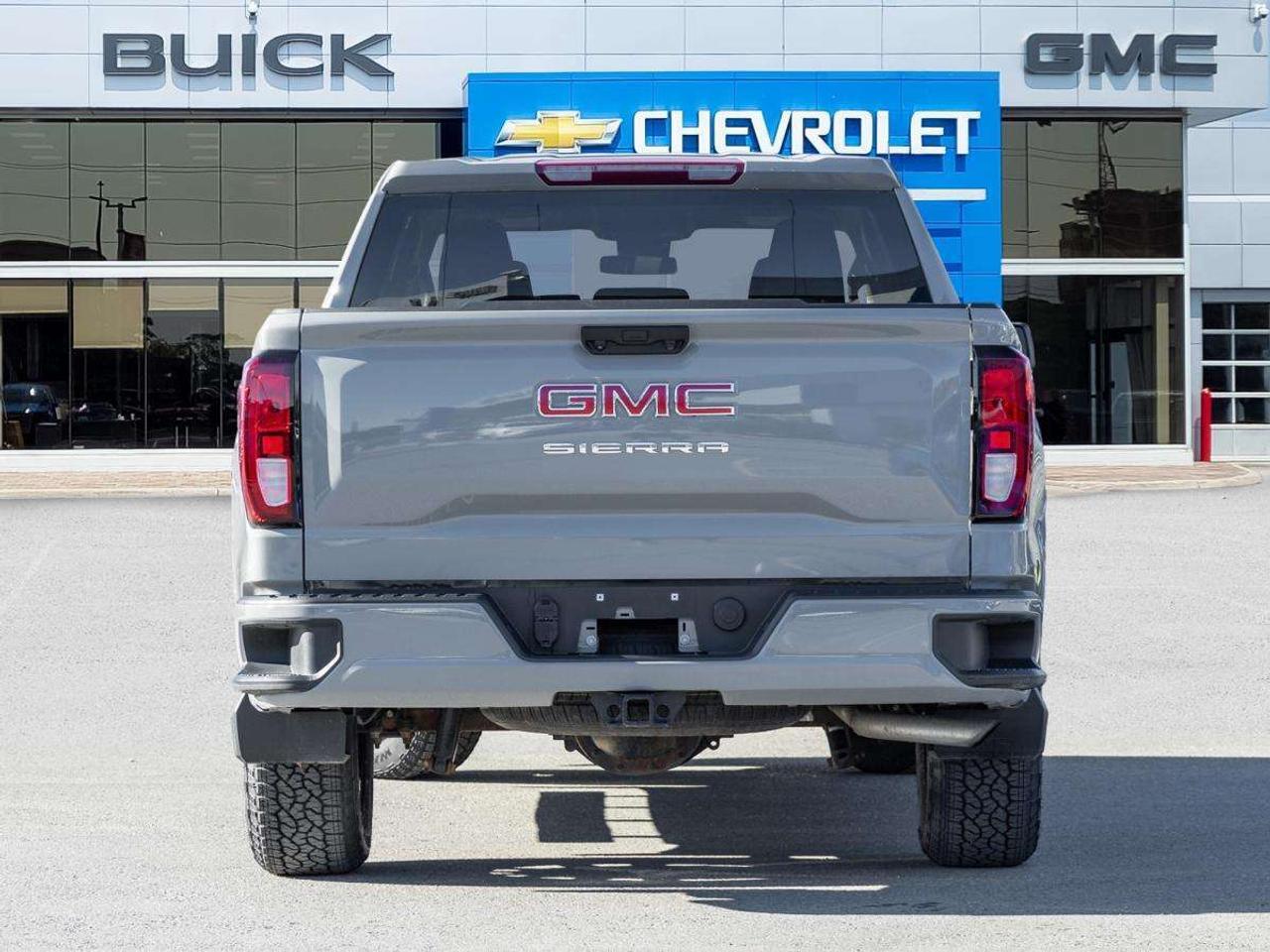 2024 GMC Sierra 1500 Crew Cab Short Box 4-Wheel Drive Pro Photo