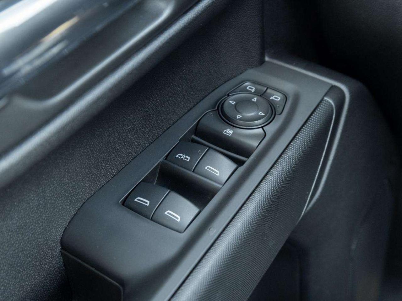 2024 GMC Sierra 1500 Crew Cab Short Box 4-Wheel Drive Pro Photo