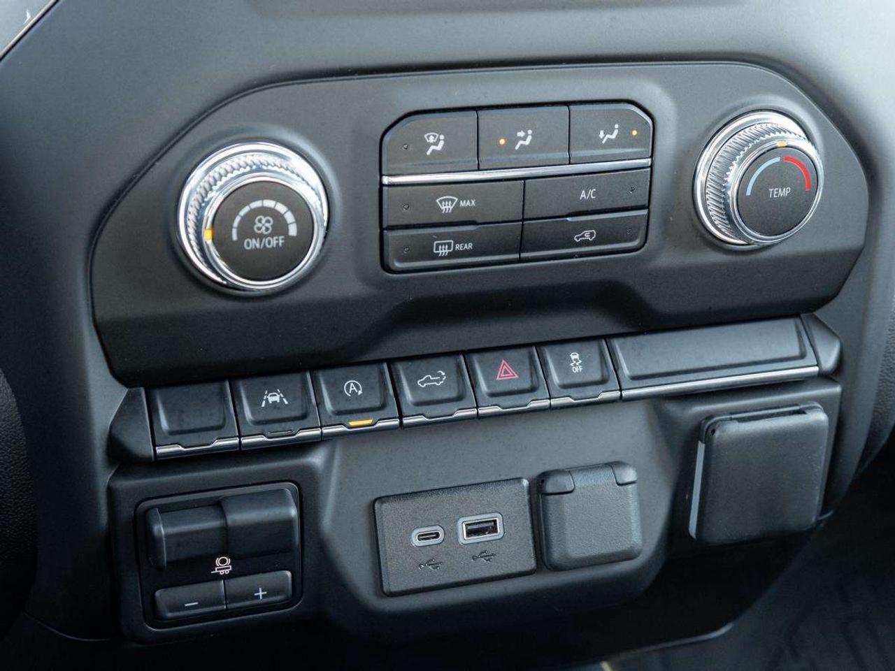 2024 GMC Sierra 1500 Crew Cab Short Box 4-Wheel Drive Pro Photo