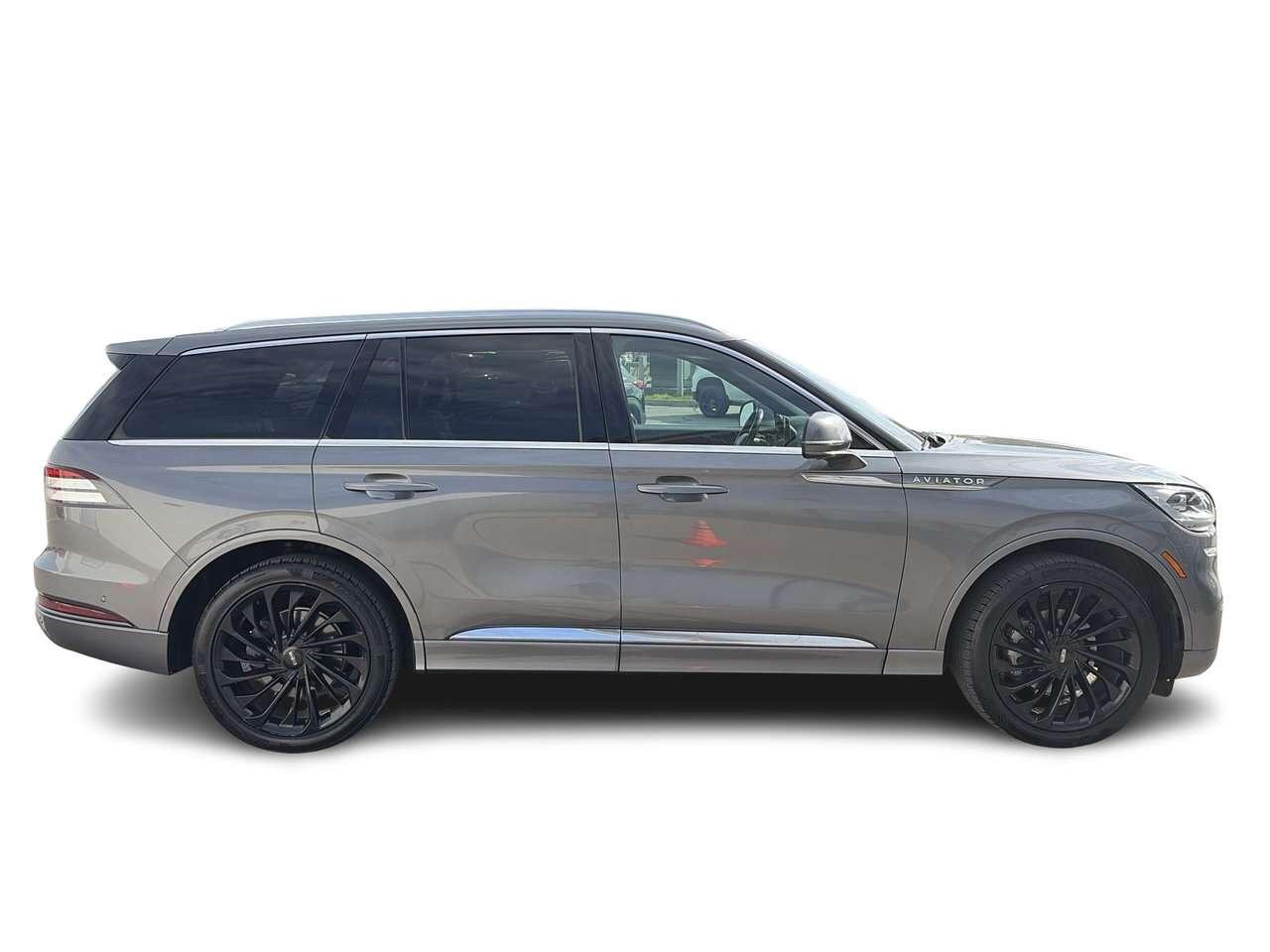 2022 Lincoln Aviator Reserve AWD CLEAN CARFAX   PANORAMIC SUNROOF   REM Photo