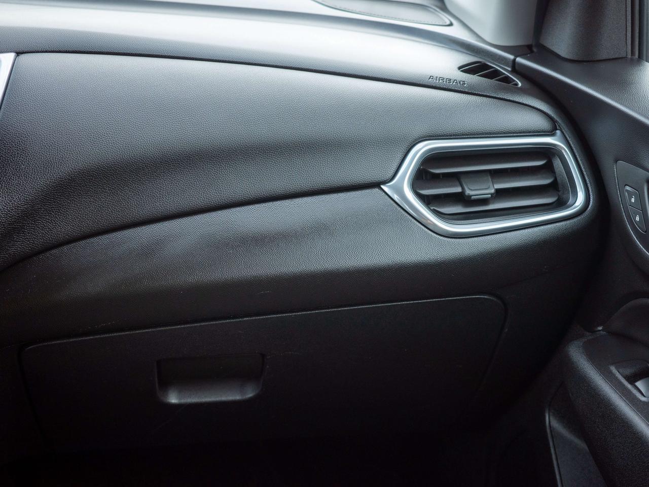 2019 Chevrolet Equinox LT - Keyless Start   Adjustable Lumbar Photo
