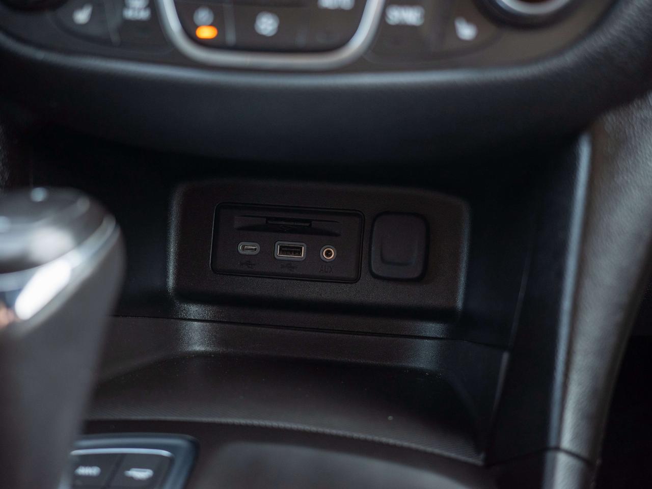 2019 Chevrolet Equinox LT - Keyless Start   Adjustable Lumbar Photo