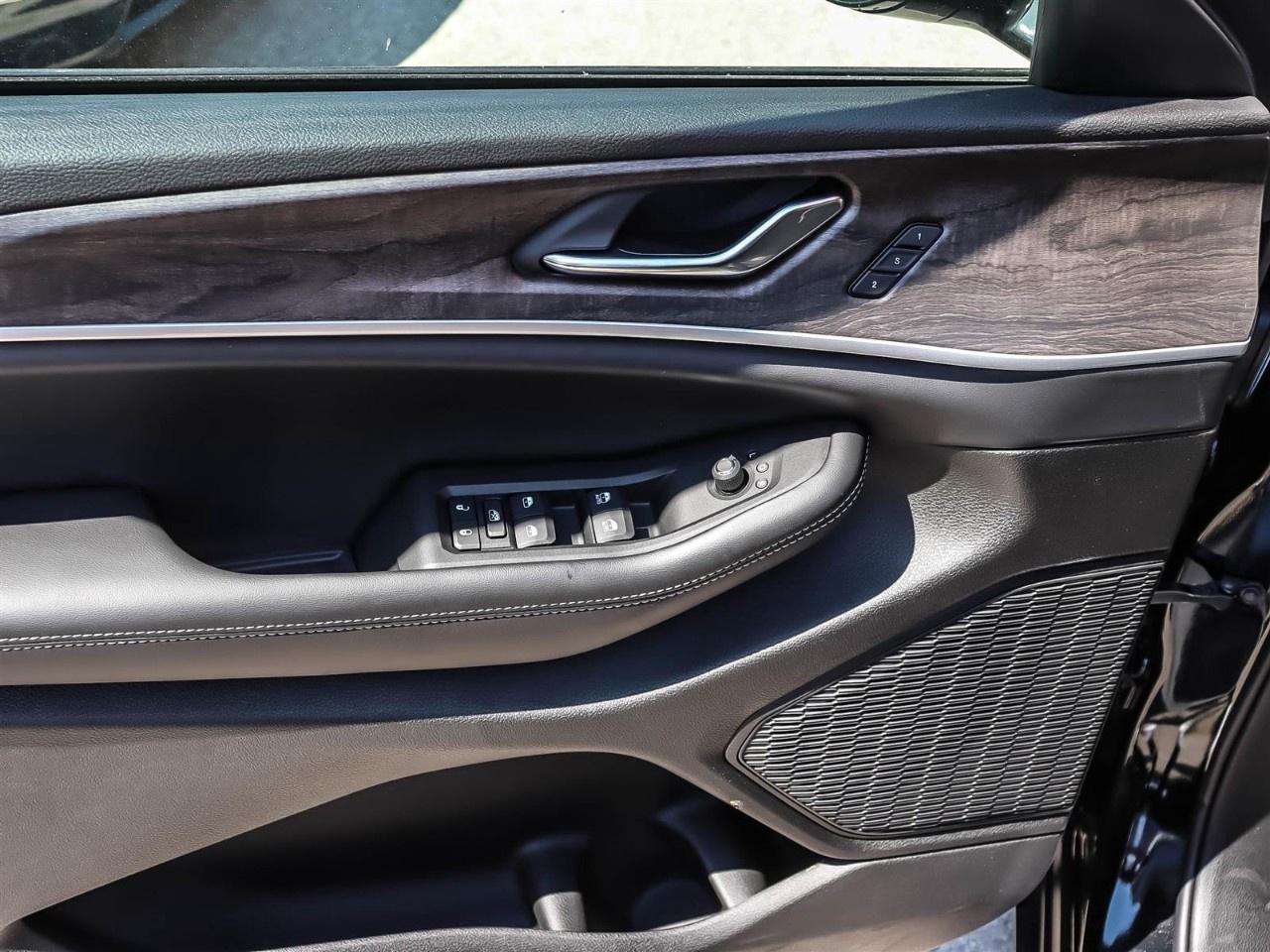 2026 Jeep Grand Cherokee  Photo