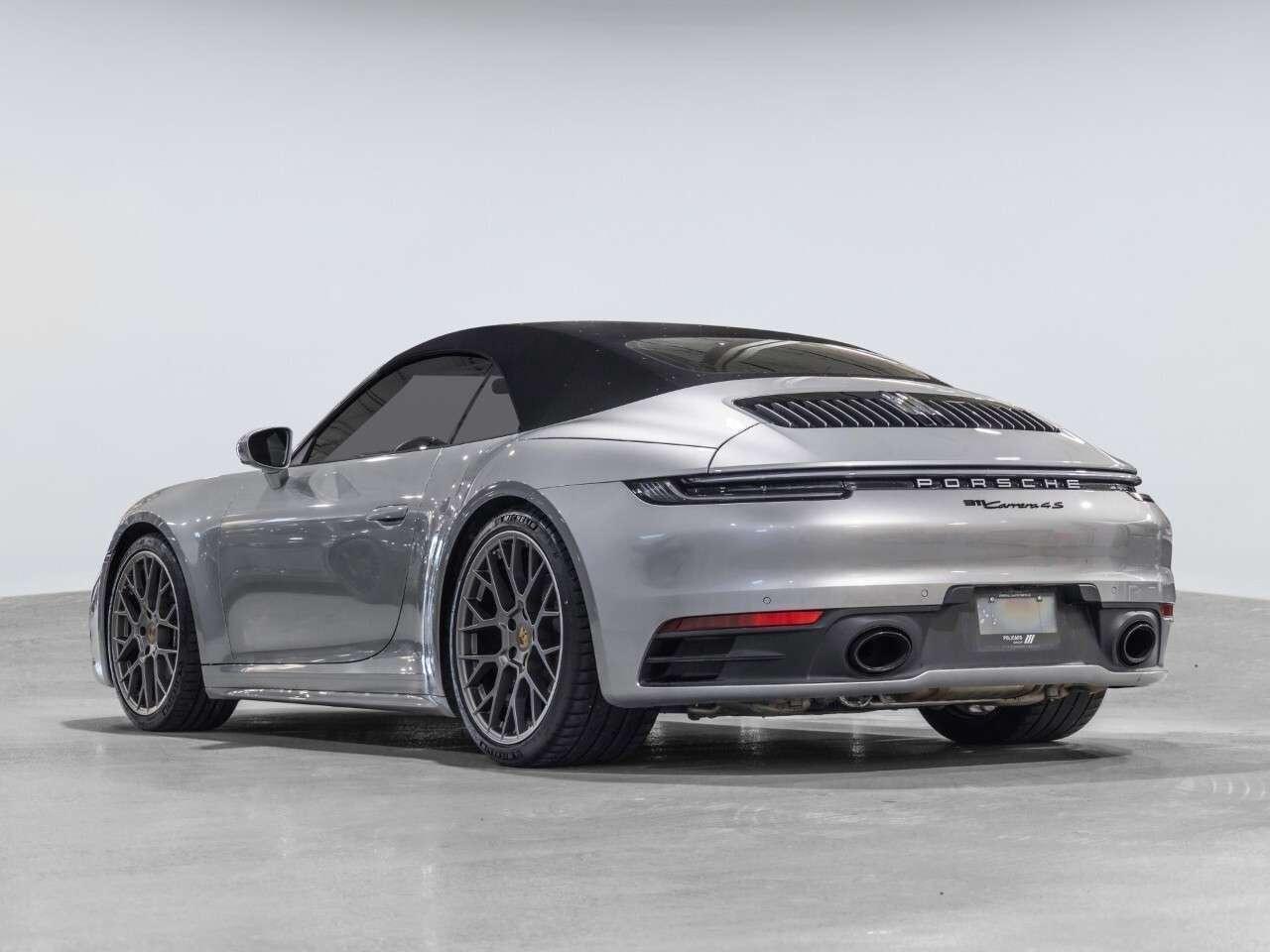2023 Porsche 911 Carrera 4S Photo1