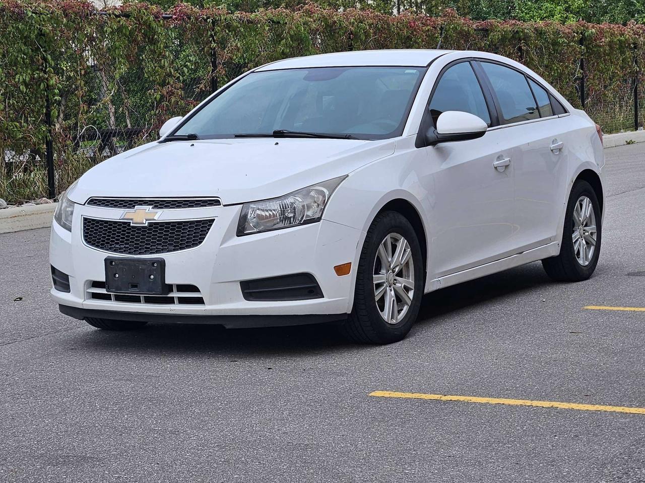 2012 Chevrolet Cruze LT Turbo w/1SA Photo0
