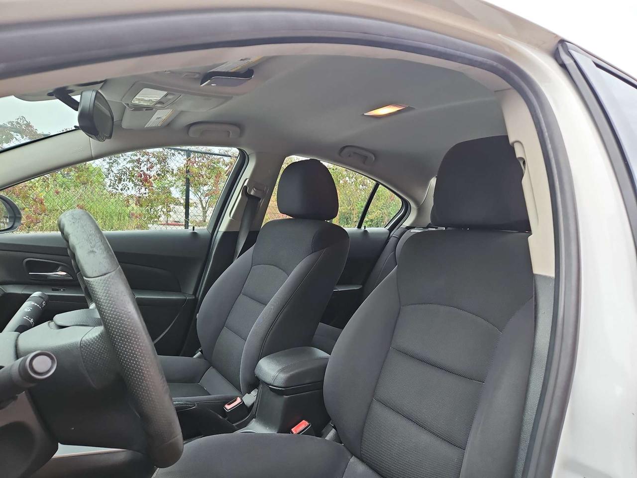 2012 Chevrolet Cruze LT Turbo w/1SA Photo