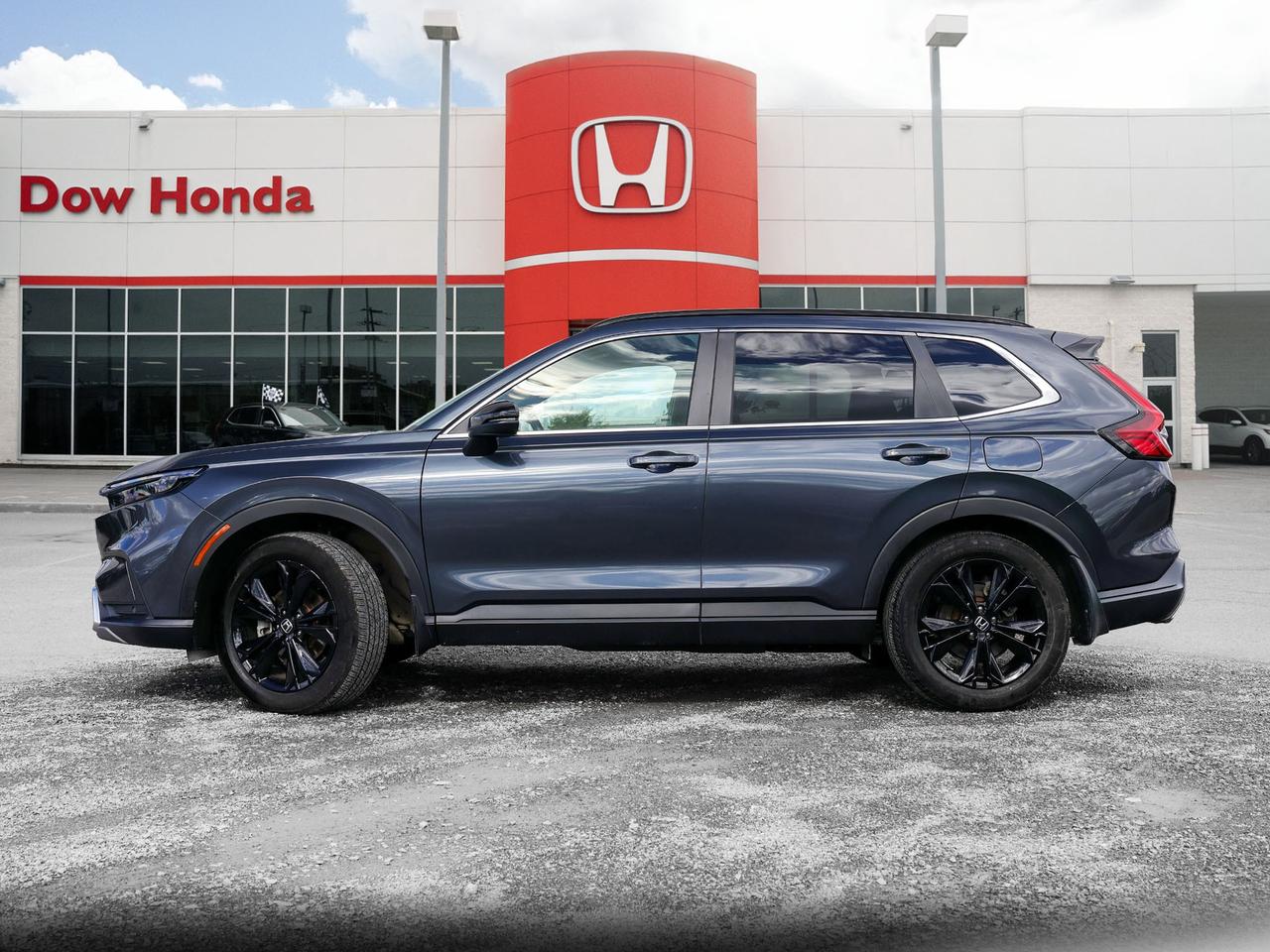 2024 Honda CR-V Hybrid Touring 4dr All-Wheel Drive Photo4