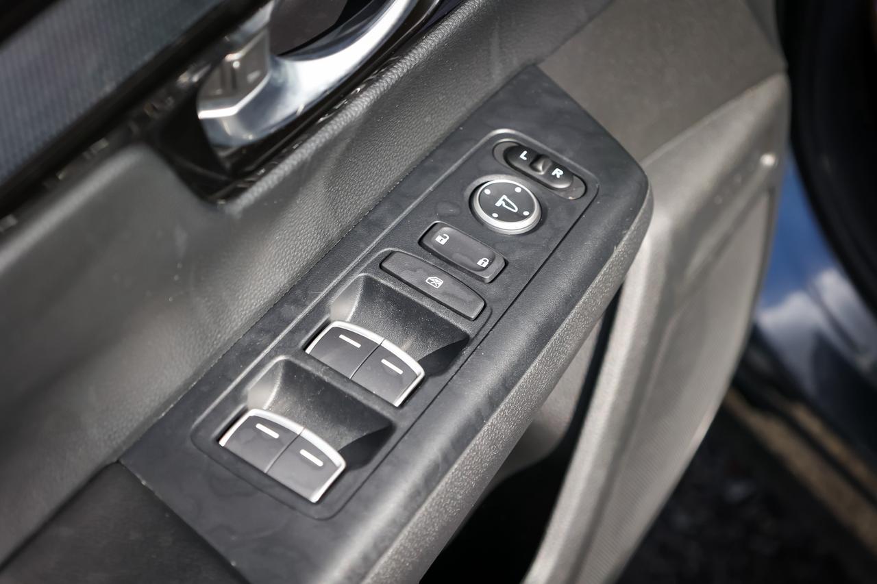 2024 Honda CR-V Hybrid Touring 4dr All-Wheel Drive Photo