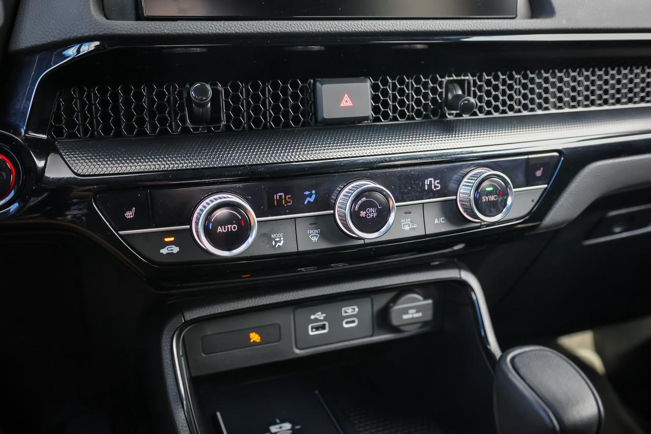 2024 Honda CR-V Hybrid Touring 4dr All-Wheel Drive Photo