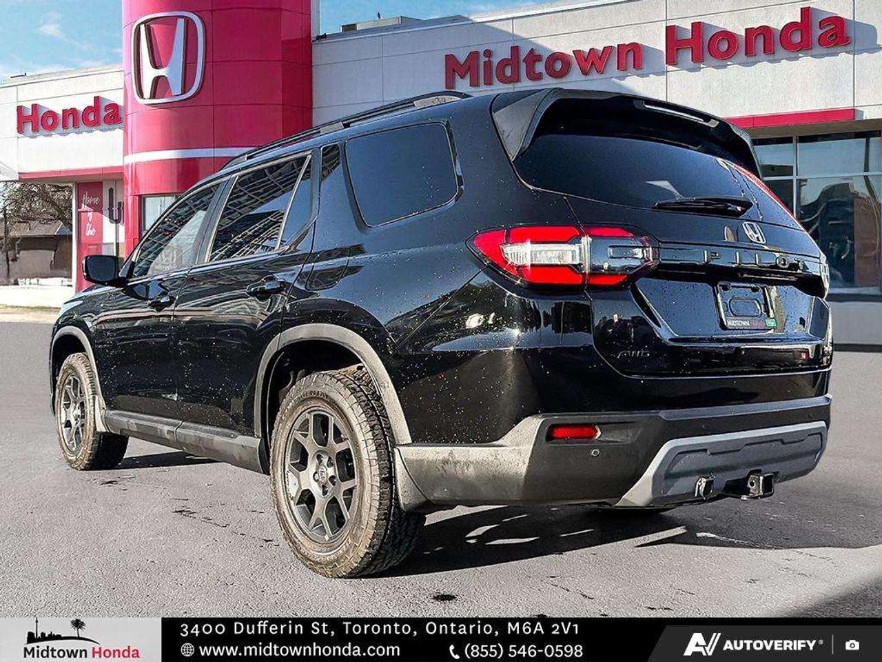 2023 Honda Pilot TrailSport AWD Photo
