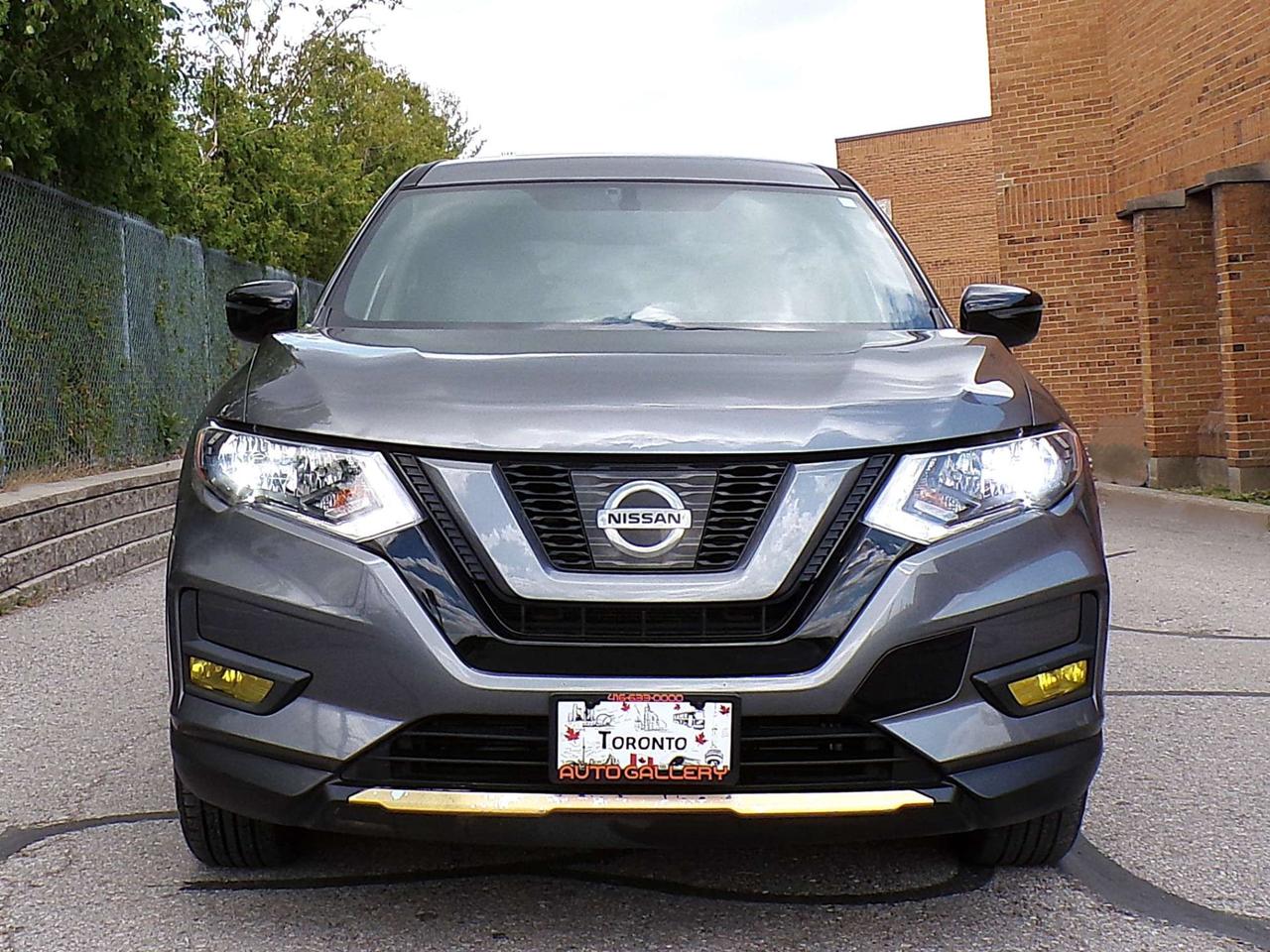 2017 Nissan Rogue SV AWD BSM CAMERA HEATED SEATS B.T. Photo5