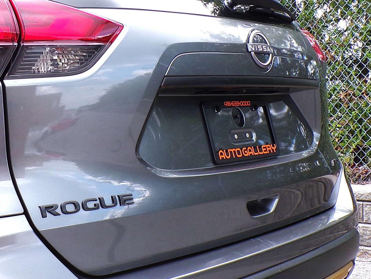 2017 Nissan Rogue SV AWD BSM CAMERA HEATED SEATS B.T. Photo