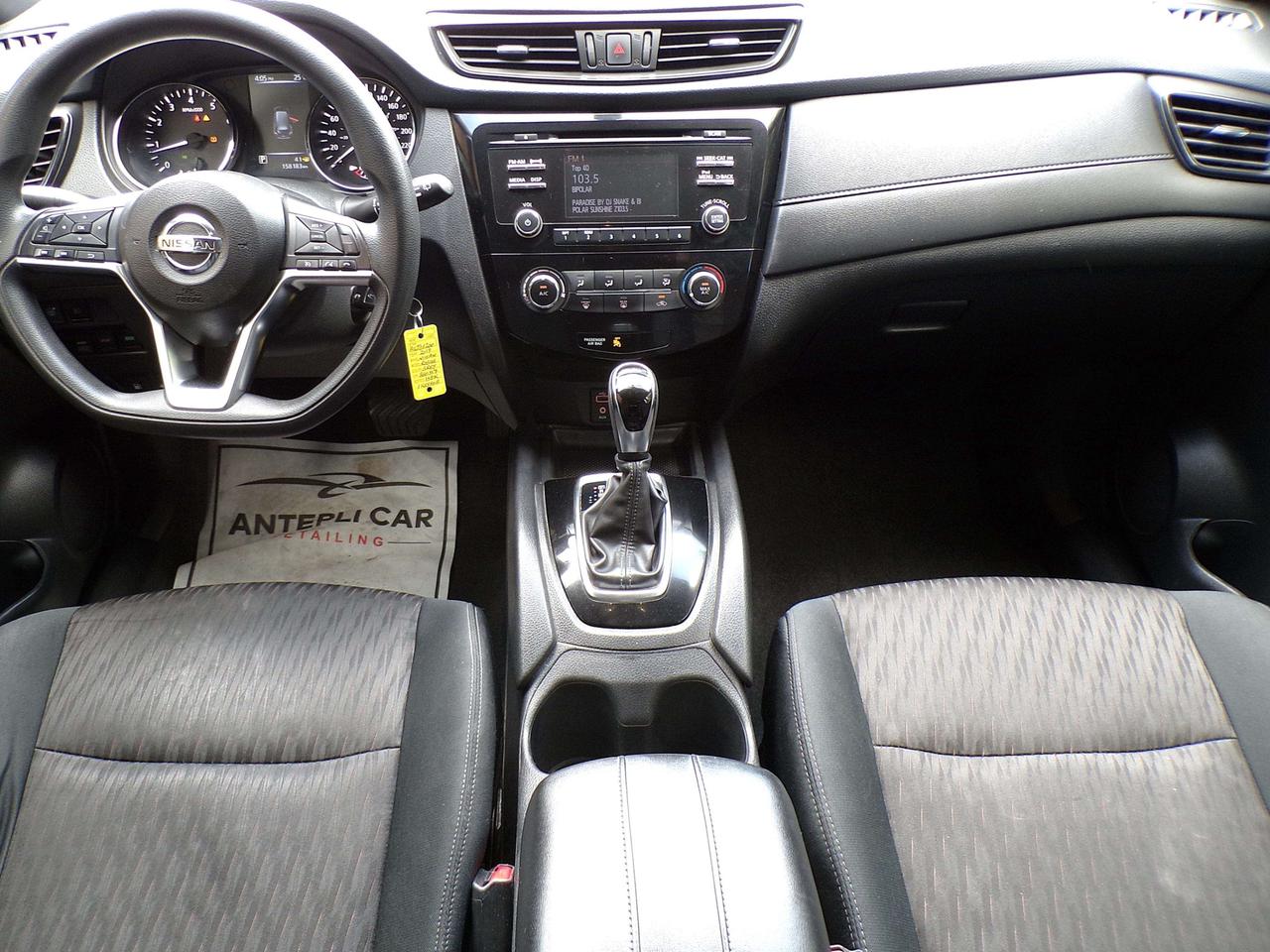 2017 Nissan Rogue SV AWD BSM CAMERA HEATED SEATS B.T. Photo