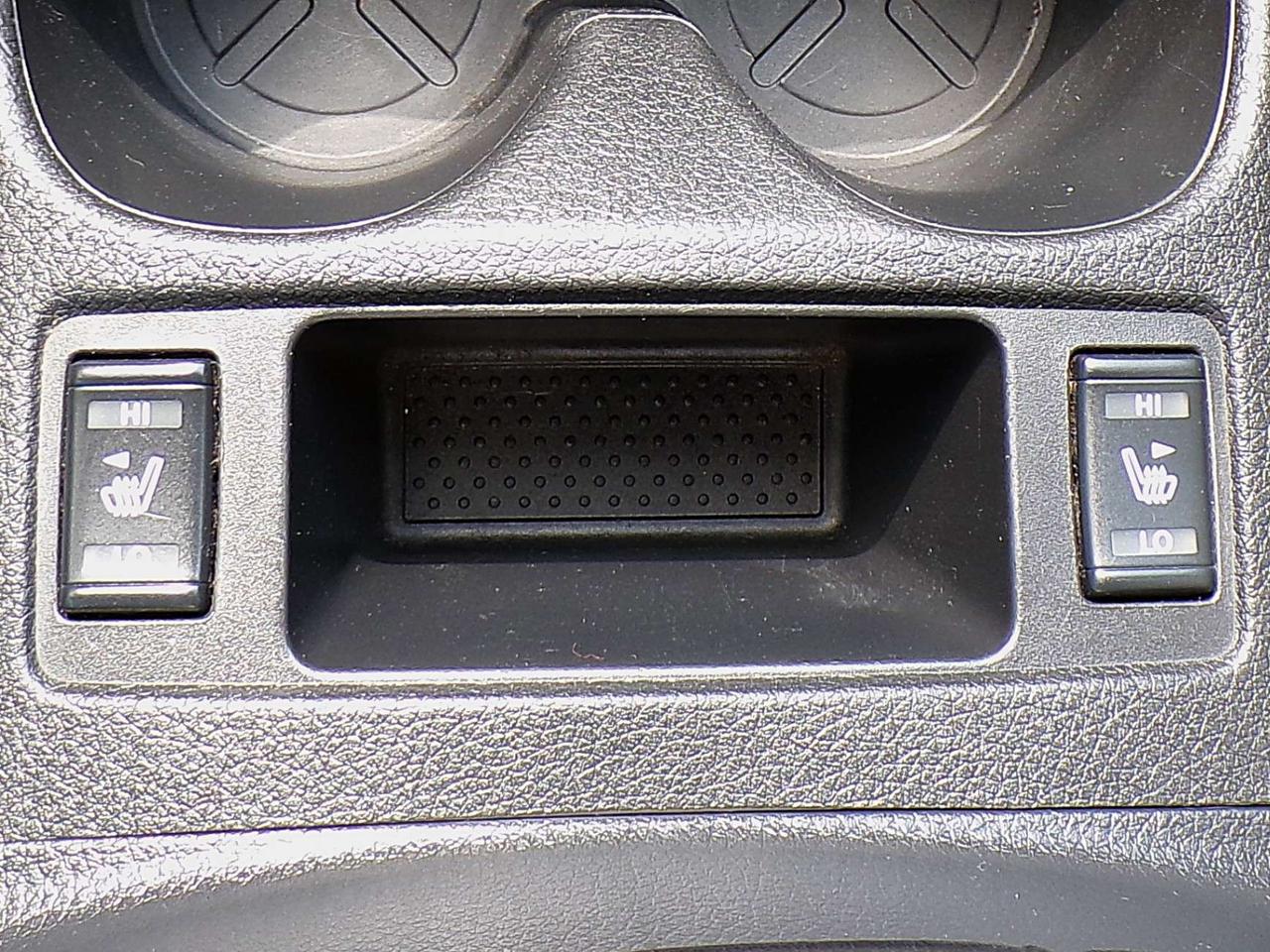 2017 Nissan Rogue SV AWD BSM CAMERA HEATED SEATS B.T. Photo