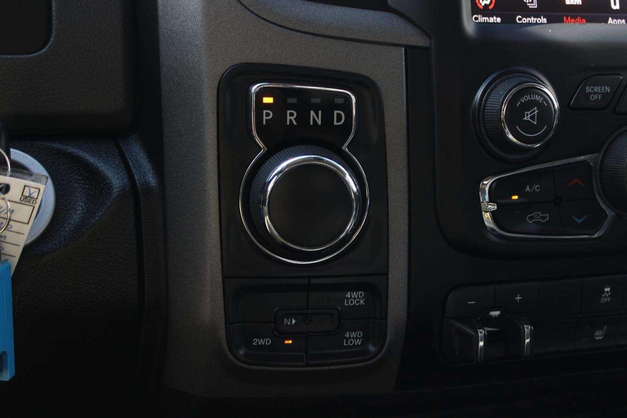 2020 RAM 1500 Tradesman  SiriusXM SideSteps ReverseCamera Tonnea Photo