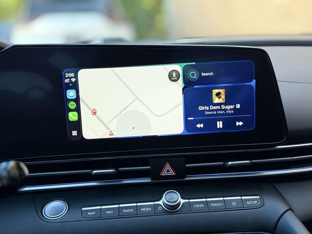 2024 Hyundai Elantra Hybrid Luxury   Leather   Sunroof   Navi Photo