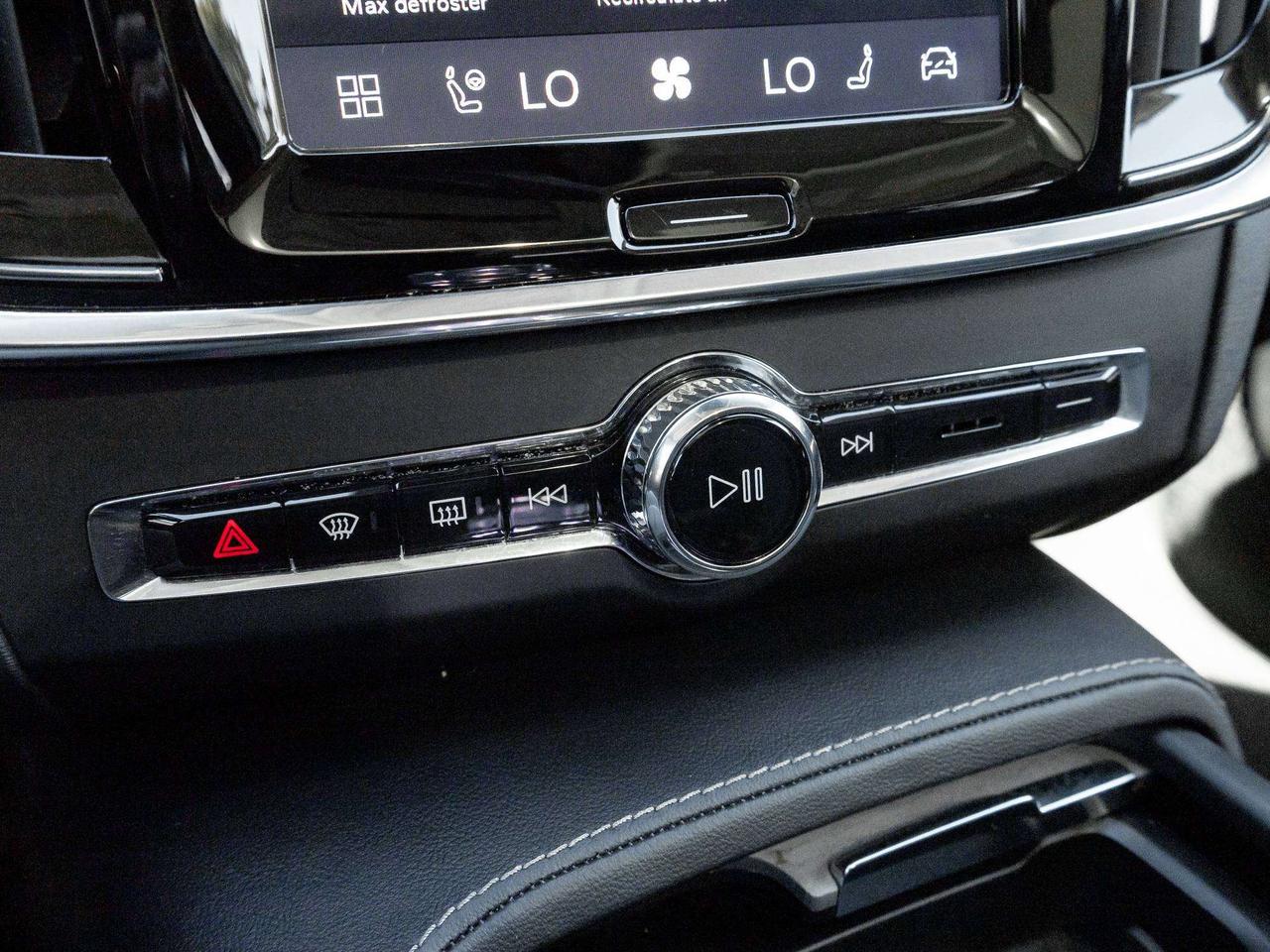 2026 Volvo V90 Cross Country ULTRA*Harman Kardon^Luxury Wagon^CPORate fr 3.49%* Photo