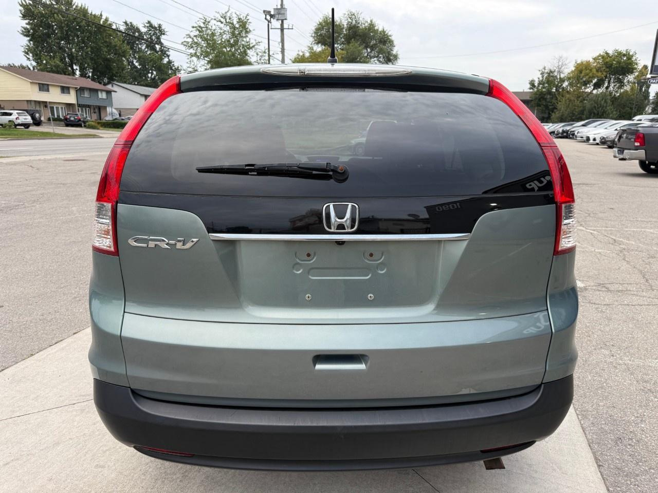 2013 Honda CR-V 2WD LX Photo