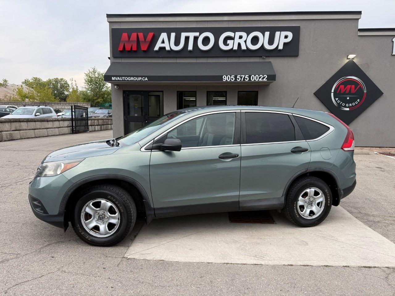 2013 Honda CR-V 2WD LX Photo1