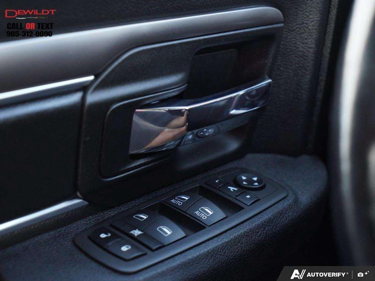2022 RAM 1500 WARLOCK   CONTRACTOR SPECIAL   ONE OWNER Photo