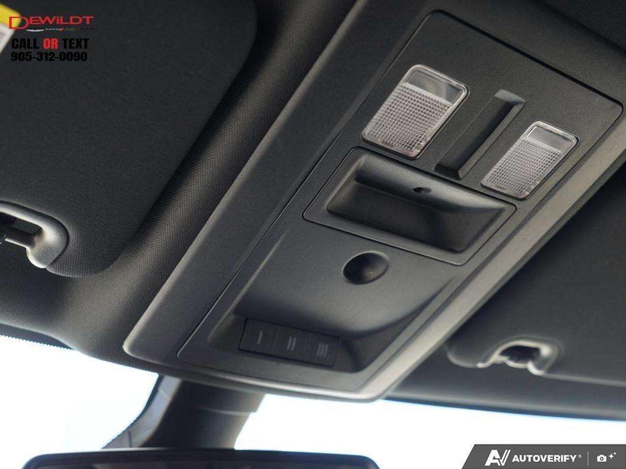 2022 RAM 1500 WARLOCK   CONTRACTOR SPECIAL   ONE OWNER Photo