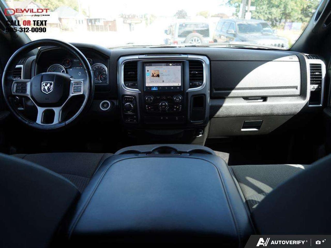 2022 RAM 1500 WARLOCK   CONTRACTOR SPECIAL   ONE OWNER Photo