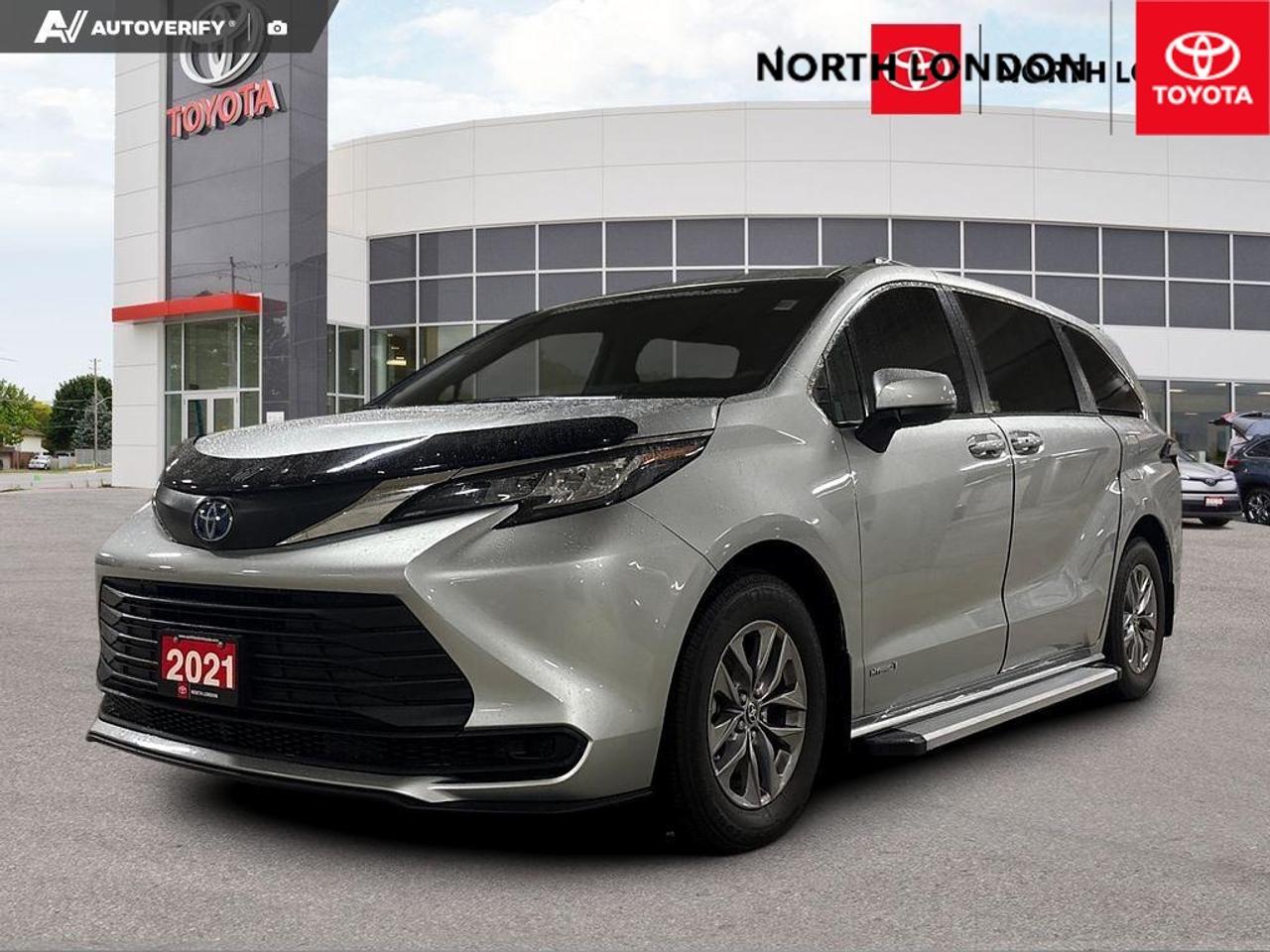 2021 Toyota Sienna LE 8-Passenger 4dr Front-Wheel Drive Passenger Van Photo0