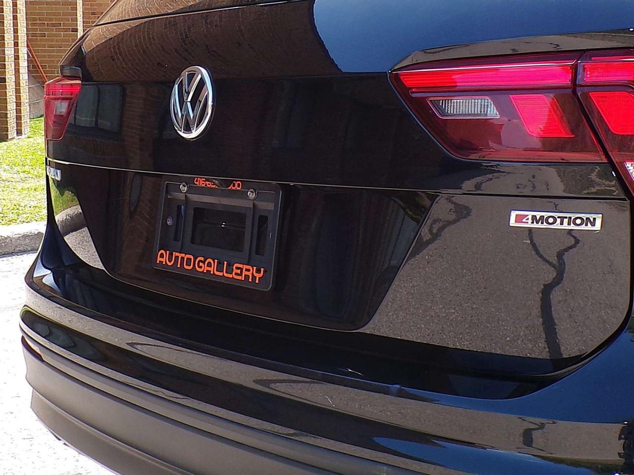 2020 Volkswagen Tiguan COMFORTLINE+ 4MOTION BSM CAMERA PANO ROOF APPLE CARPLAY Photo