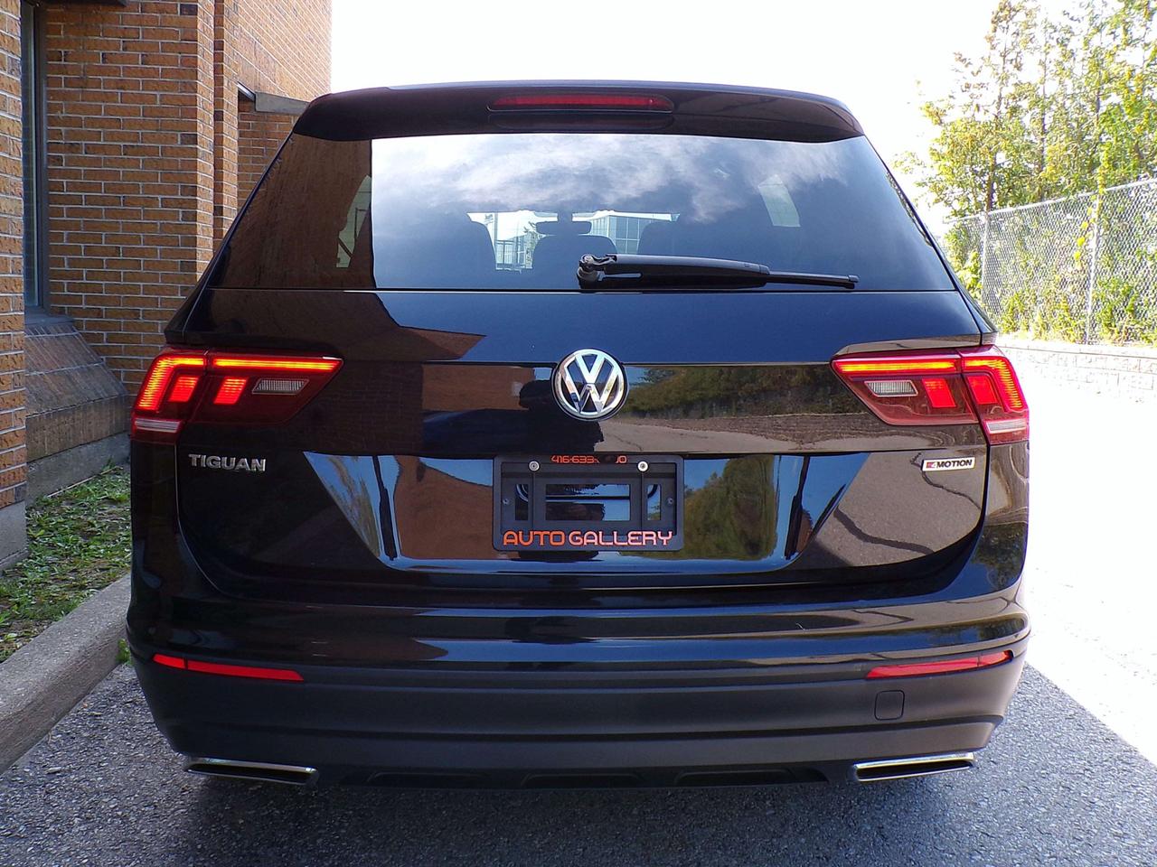 2020 Volkswagen Tiguan COMFORTLINE+ 4MOTION BSM CAMERA PANO ROOF APPLE CARPLAY Photo