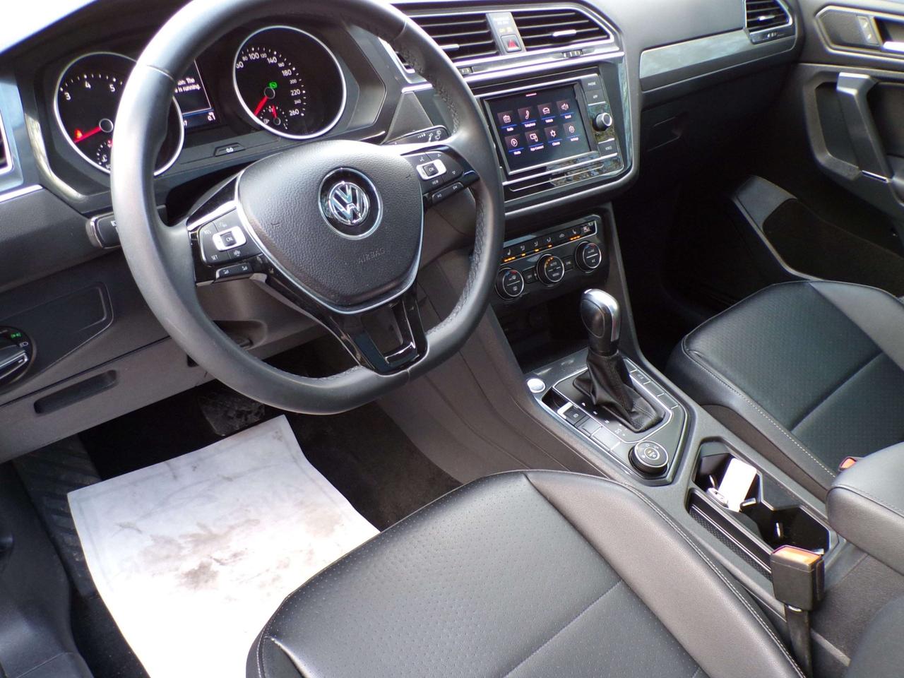 2020 Volkswagen Tiguan COMFORTLINE+ 4MOTION BSM CAMERA PANO ROOF APPLE CARPLAY Photo