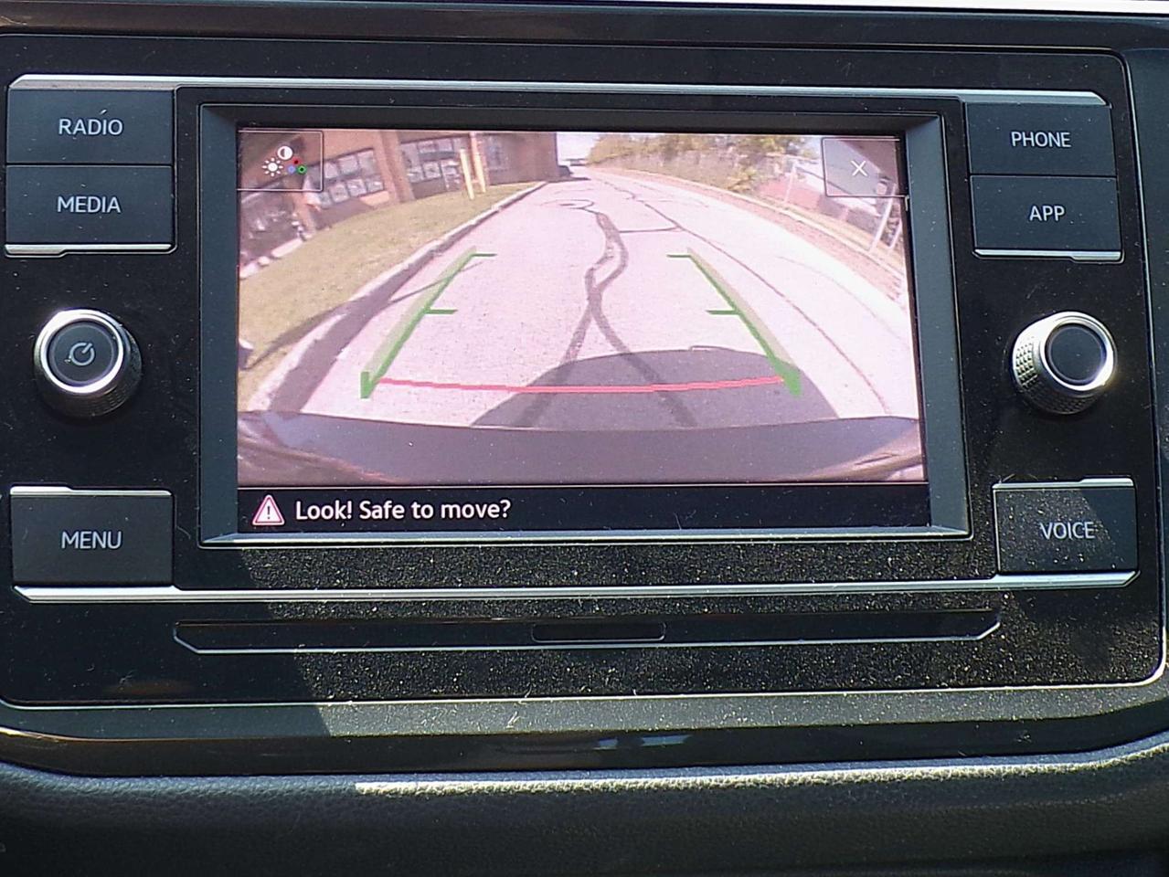 2020 Volkswagen Tiguan COMFORTLINE+ 4MOTION BSM CAMERA PANO ROOF APPLE CARPLAY Photo