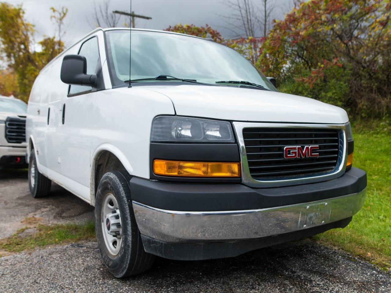 2020 GMC Savana Cargo Van 2500 Regular Wheelbase Rear-Wheel Drive Photo