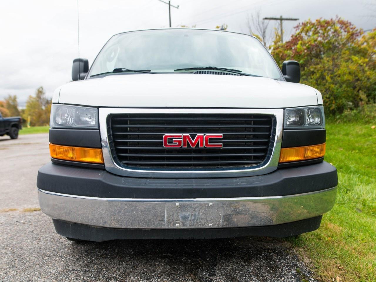 2020 GMC Savana Cargo Van 2500 Regular Wheelbase Rear-Wheel Drive Photo