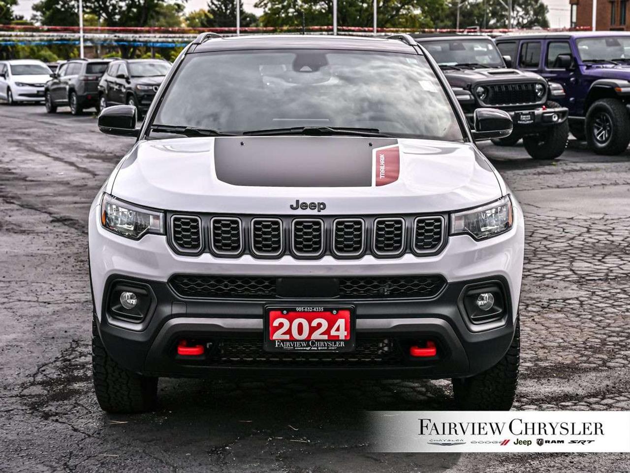 2024 Jeep Compass Trailhawk 4x4 PANO ROOF   NAVIGATION   ALPINE   BLUETOOTH   CARPLAY   REMOTE START   HEATED SEATS Photo5