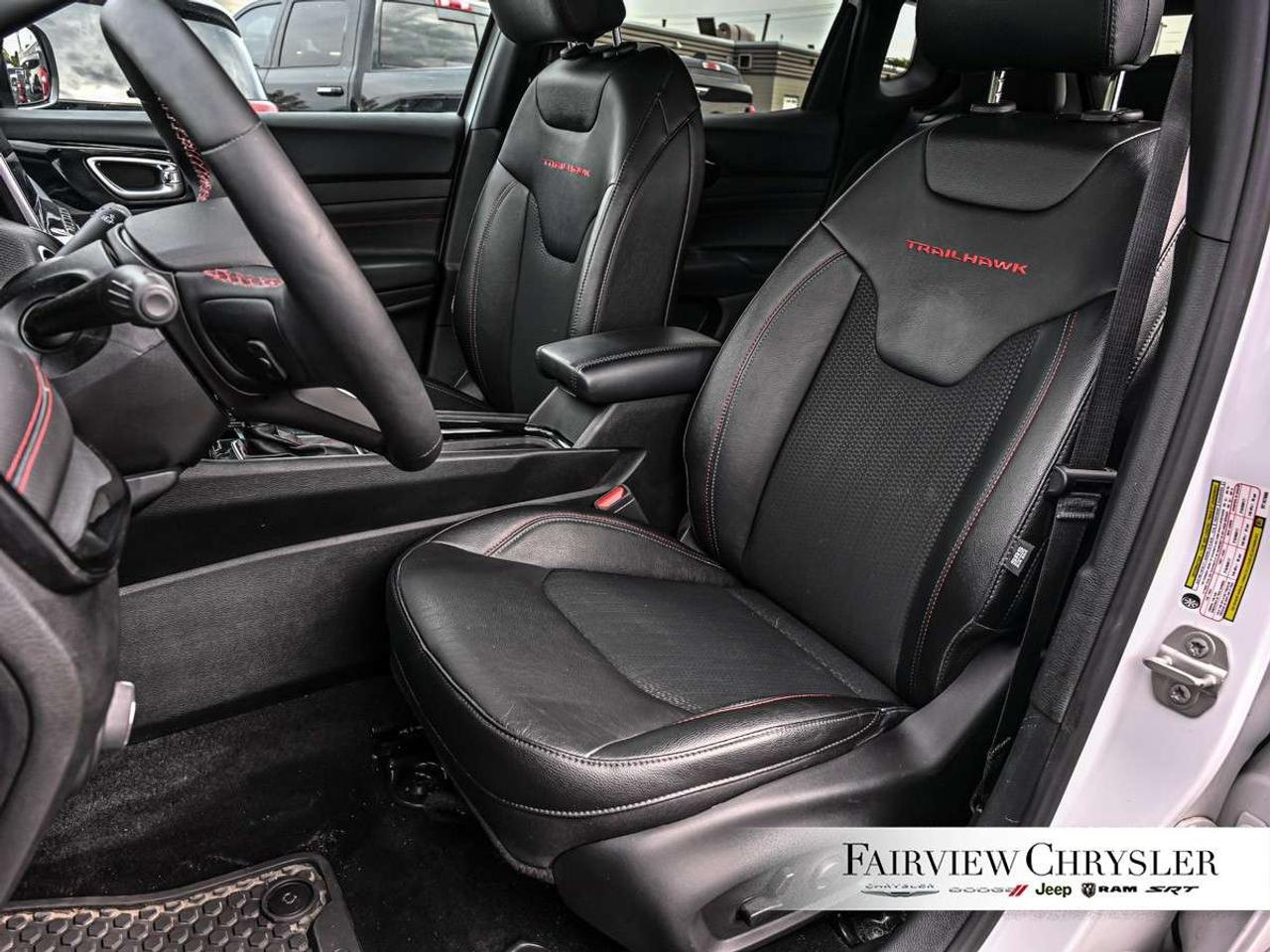 2024 Jeep Compass Trailhawk 4x4 PANO ROOF   NAVIGATION   ALPINE   BLUETOOTH   CARPLAY   REMOTE START   HEATED SEATS Photo