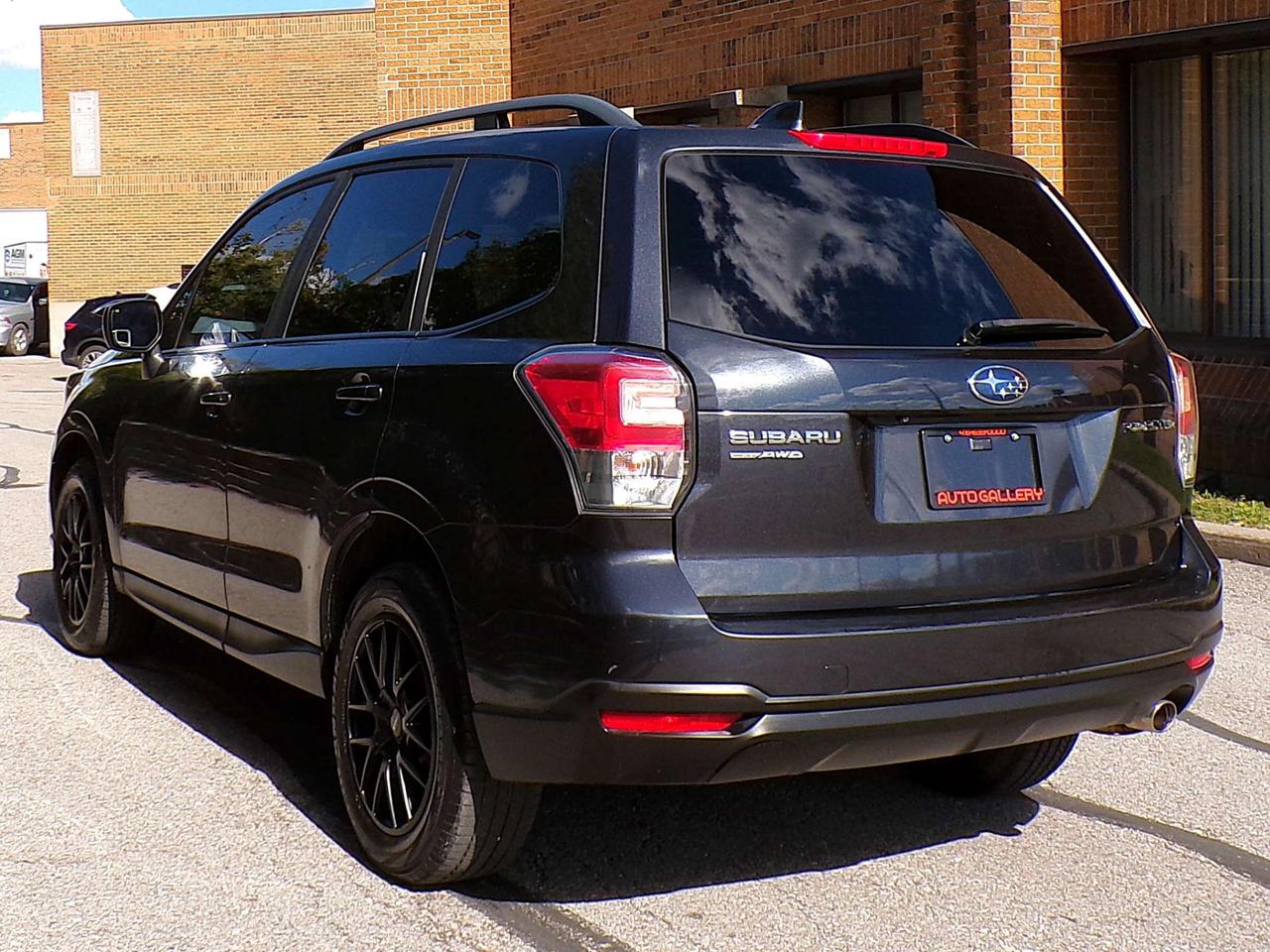 2018 Subaru Forester X-MODE AWD 2.5i CVT CAMERA HEATED SEATS B.T. Photo